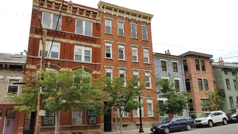 Primary Photo - 1323 Pendleton St