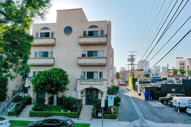 Foto del edificio - 1415 Rexford Dr