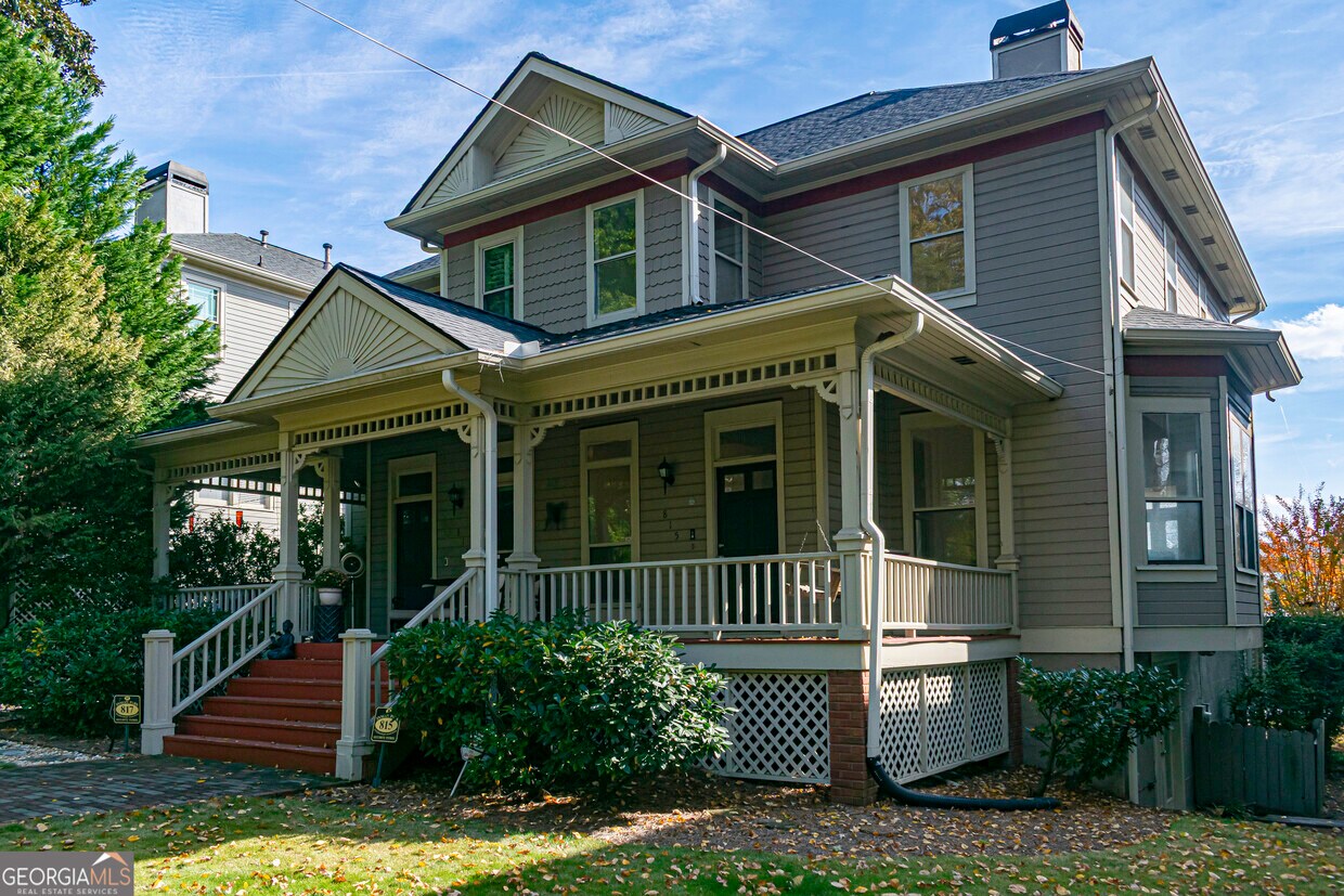 Foto principal - 815 Edgewood Ave NE