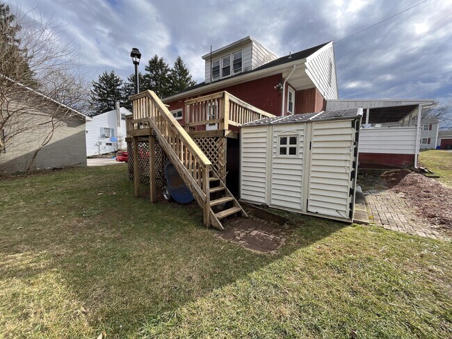 Foto del edificio - 2235 Middle St