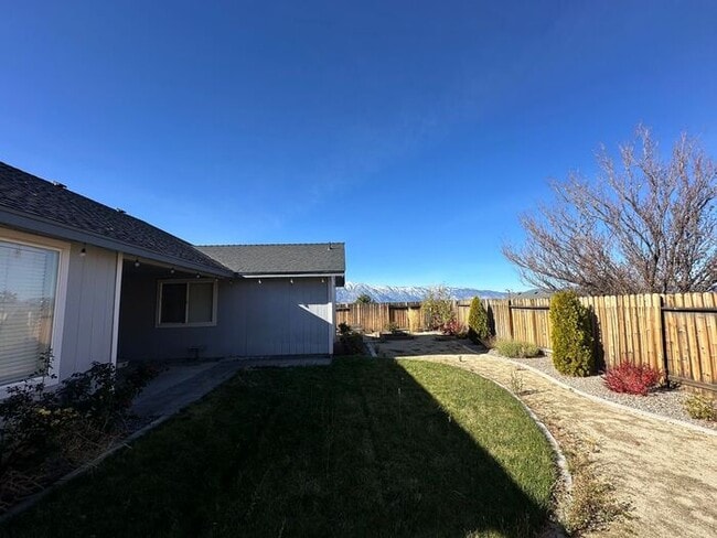 Building Photo - 274 Mark St