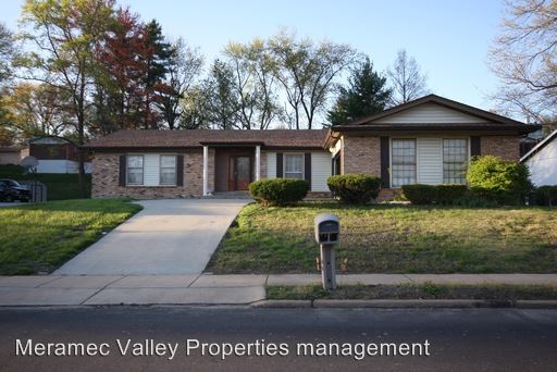 Primary Photo - 11111 Schuetz Rd
