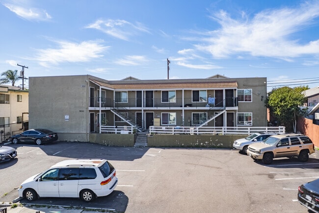 Building Photo - 3854 50th St