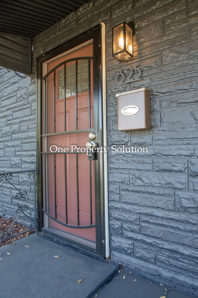 Foto del edificio - 825 E 14th Ave