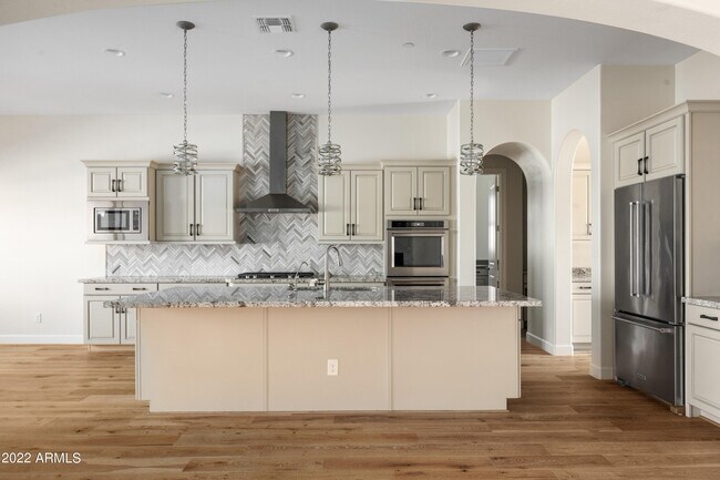 Foto del edificio - 10997 N 137th St