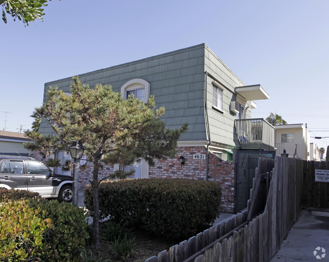 Primary Photo - 4621 32nd St