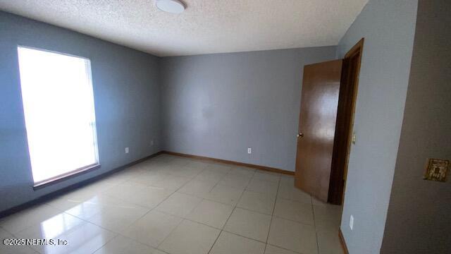 Foto del edificio - 5542 Bennington Dr