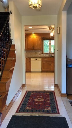 Foto del edificio - 36 Howland St