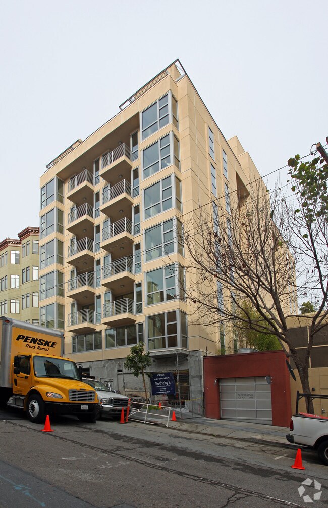 Primary Photo - 1840 Washington St