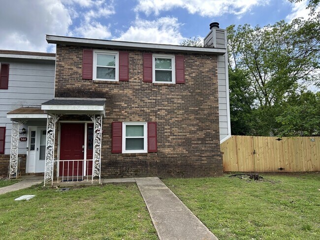 Foto del edificio - 342 Oakland Rd