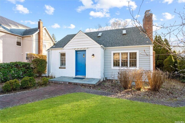 Building Photo - 31 Woolsey Ave