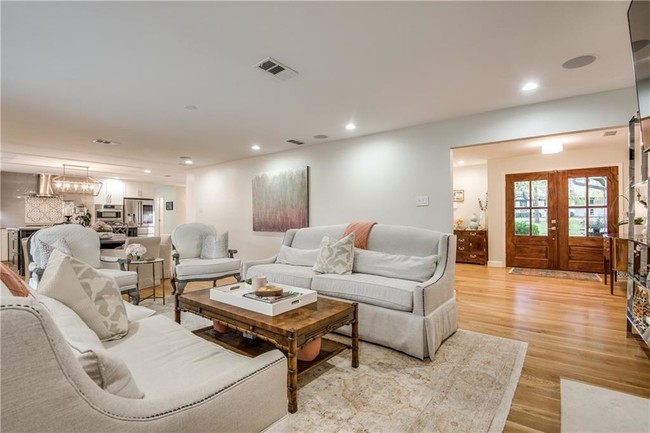 Building Photo - 13740 Sprucewood Dr