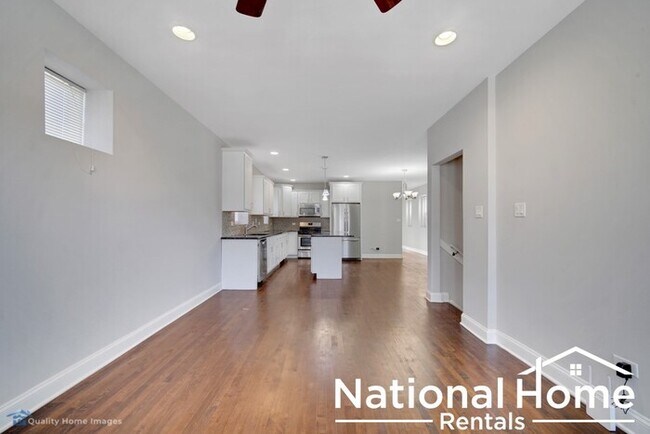Building Photo - 8809 S Wood St