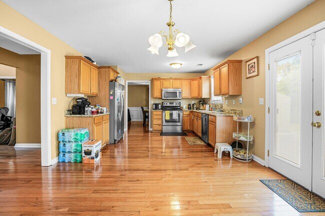 Foto del edificio - 4317 Saron Dr