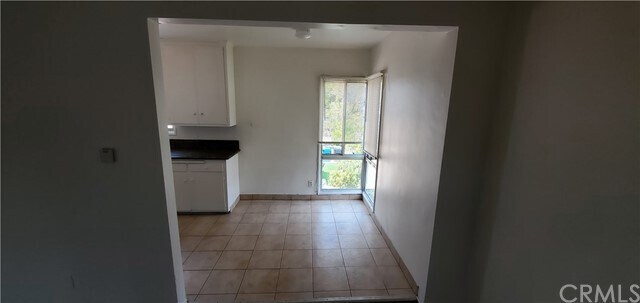 Foto del edificio - 925 Larch St