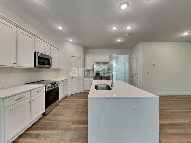 Building Photo - 1695 Soapstone Rd