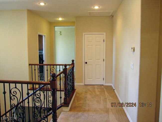 Building Photo - 9536 Bella Di Mora St