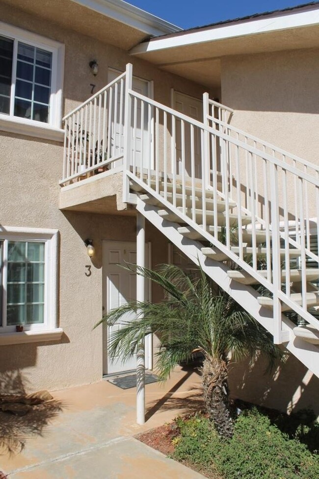 Building Photo - 7440 Mesa College Dr
