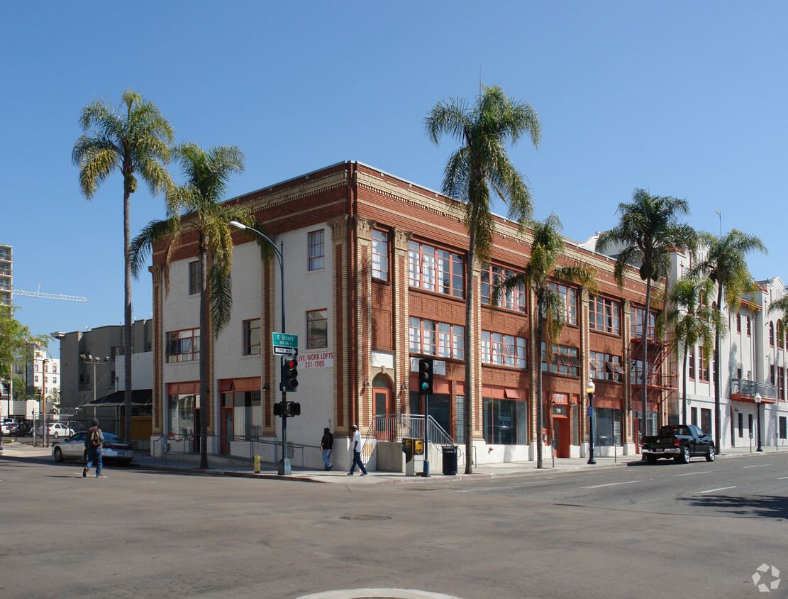 Building Photo - Library Lofts