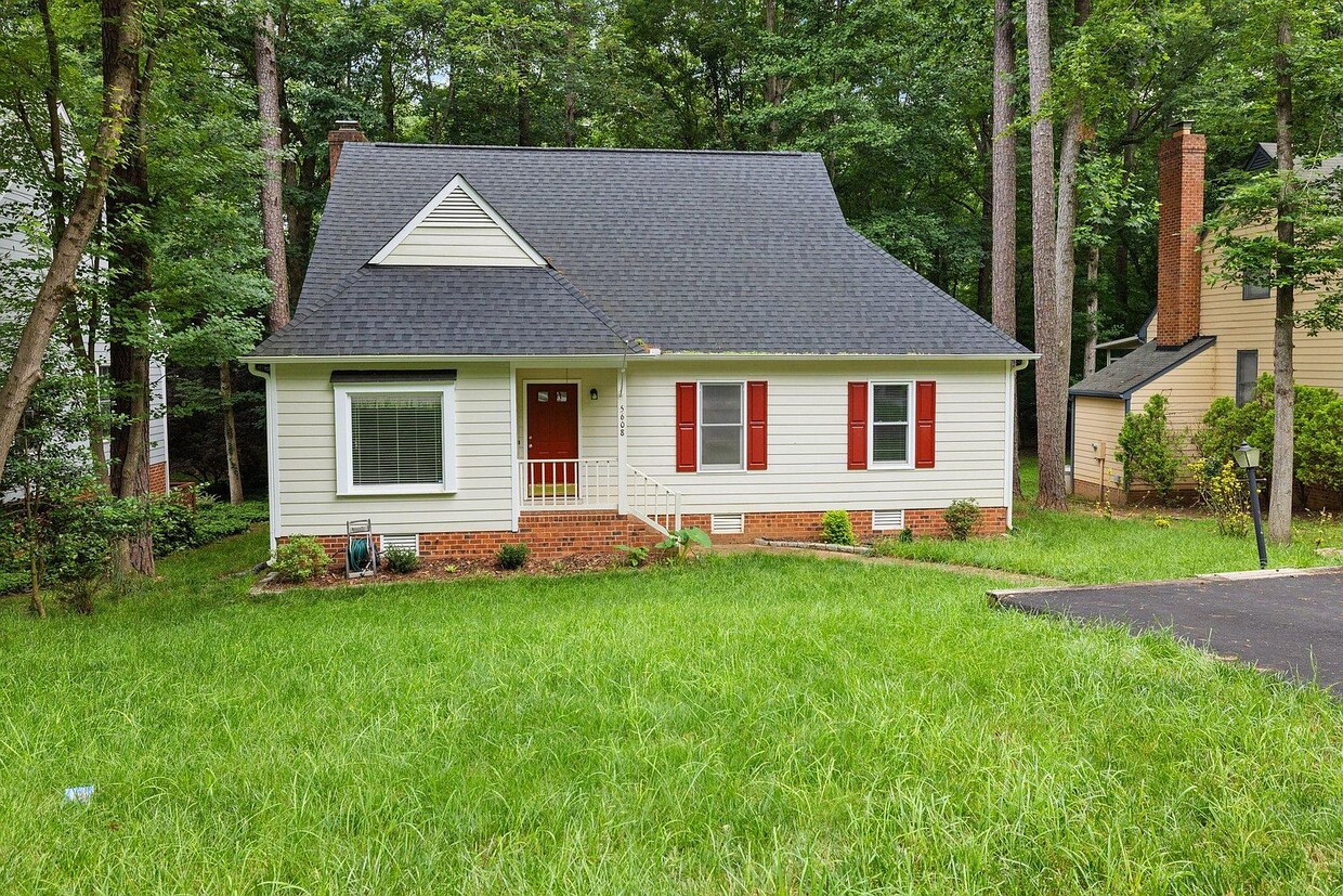 Primary Photo - 5608 Chatmoss Rd