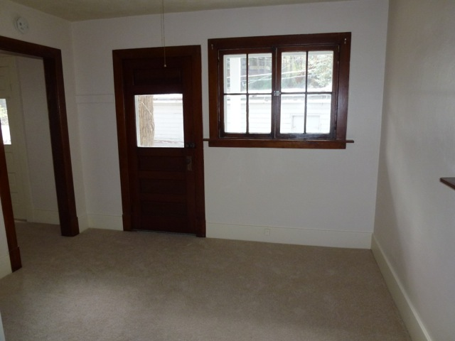 Building Photo - 324 Ruxton Ave