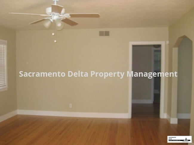 Foto del edificio - Wonderful 2 Bedroom Home Close to US Davis Med Center