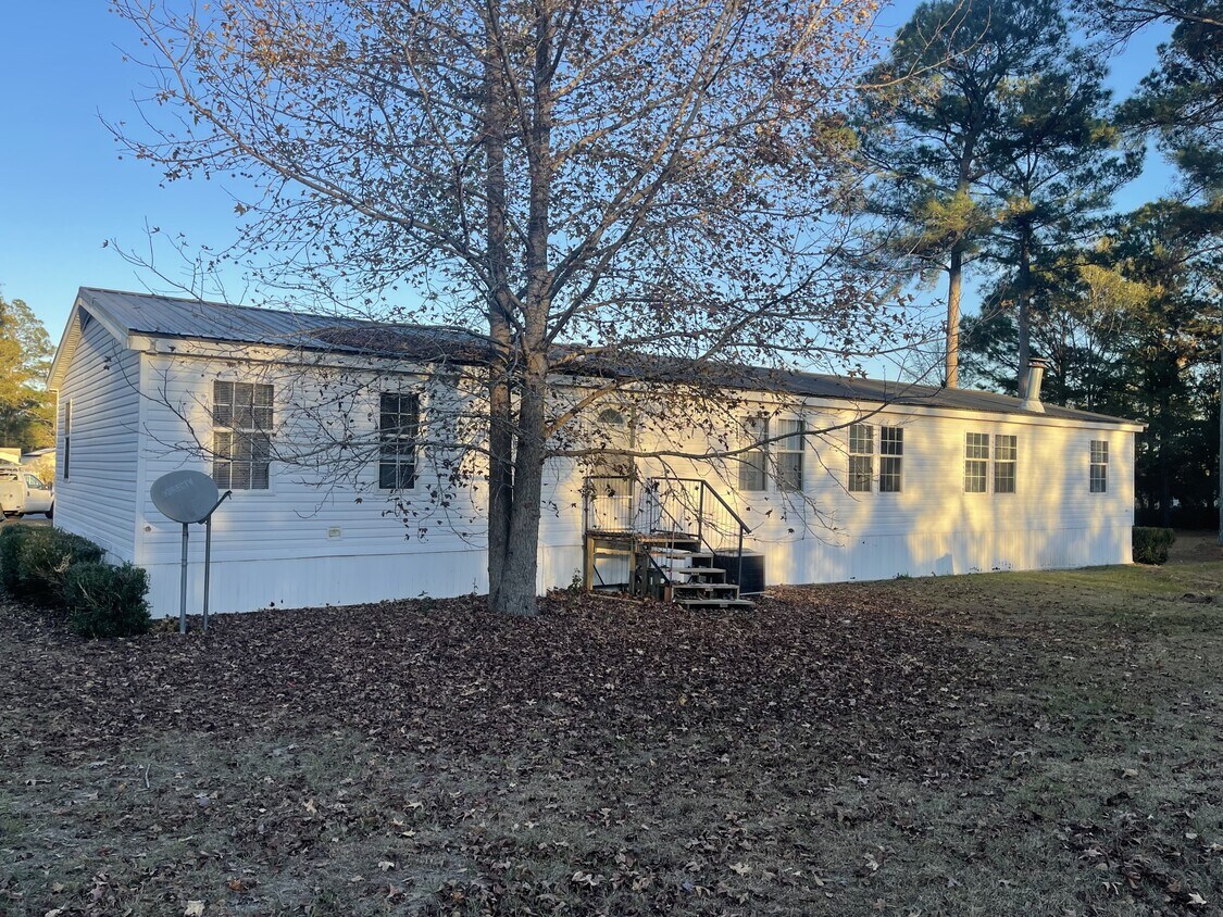 Foto del edificio - 210 Saddlehorn Ln