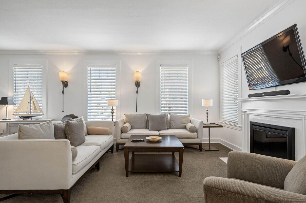 Foto principal - 71 Standish Ave NW