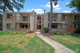 Building Photo - 3500 Tangle Brush Dr