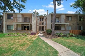 Building Photo - 3500 Tangle Brush Dr