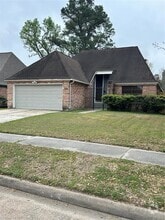 Building Photo - 1531 Rushworth Dr