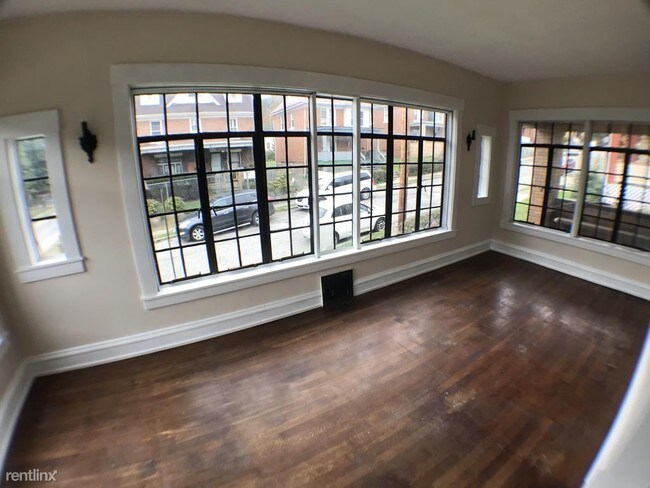 Foto del edificio - 3 br, 1 bath House - 120 Orchard St