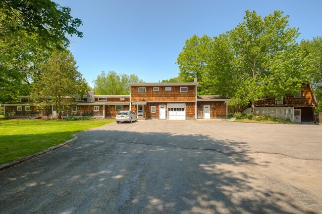 Front of Main House - 1429 Route 9