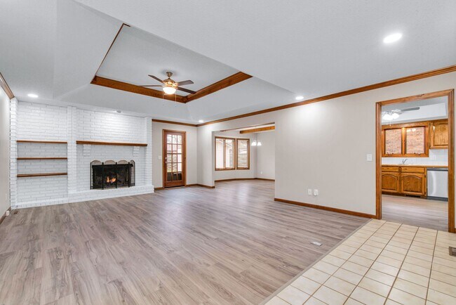 Foto del edificio - PRE-LEASING! 3 Bed / 2 Bath in south central Springfield