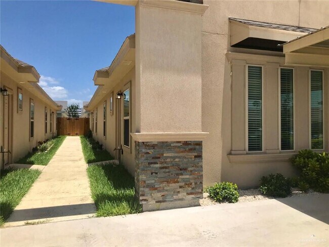 Foto del edificio - 705 Myrtle Beach Ave