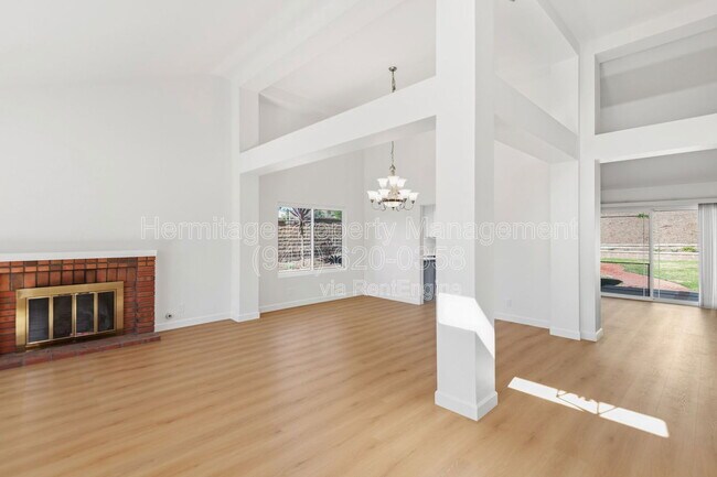 Foto del edificio - 26411 Stratford