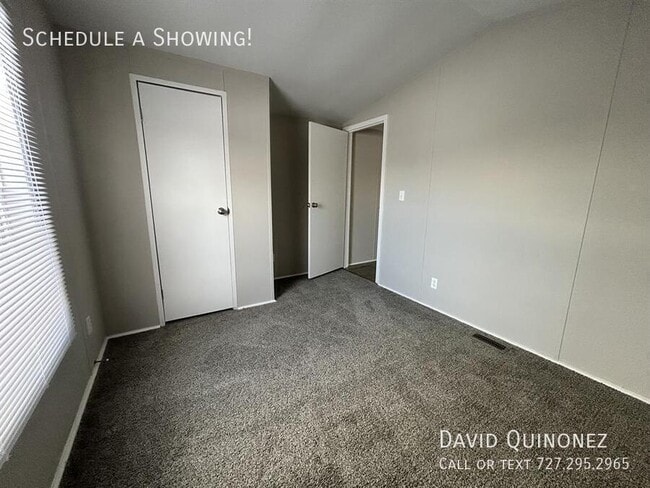 Foto del edificio - 2737 W Washington Center Rd