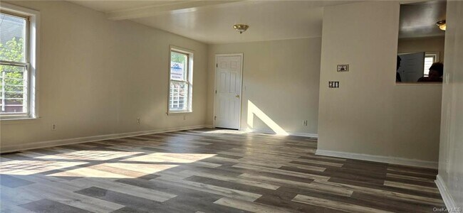 Foto del edificio - 14 Vineyard Ave
