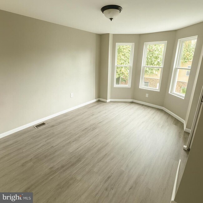 Foto del edificio - 1703 N Lambert St