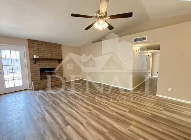 Foto del edificio - 10921 W Sells Dr