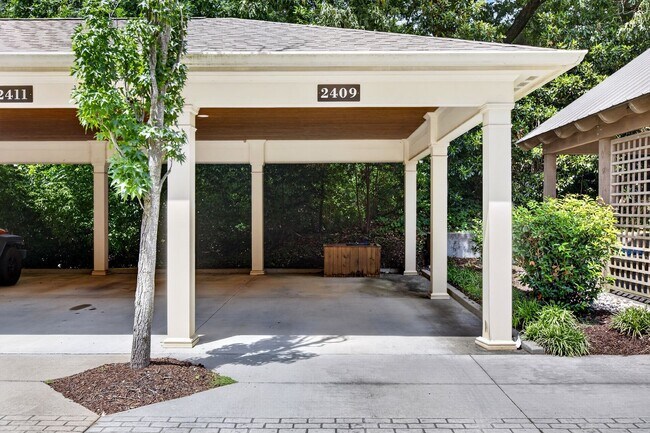 Building Photo - 2409 Spring Creek Boulevard