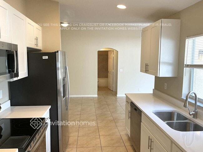 Building Photo - 2009 SW Fears Ave