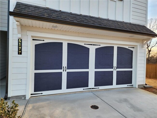 Building Photo - 5177 Sidney Square Drive