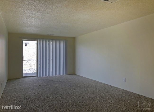 Foto principal - 8133 Campbell St