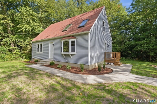 Building Photo - 210 Springbrook Rd