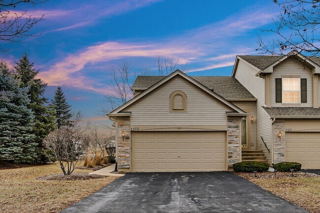 Foto del edificio - 2325 Summerlin Dr