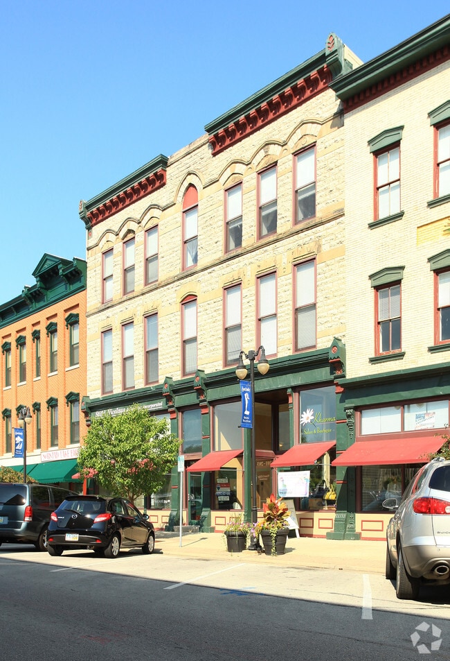 121205 W Water St, Sandusky, OH 44870 Apartments Sandusky, OH