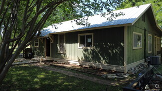 Building Photo - 414 3rd St