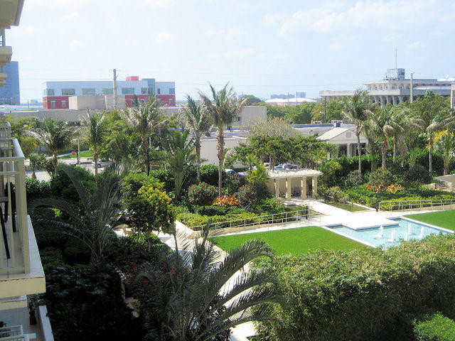 Building Photo - 610  Clematis Street 525
