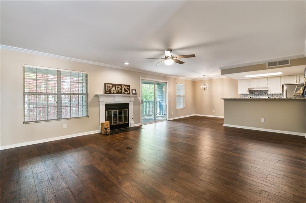 Foto principal - 4016 Whitehall Way